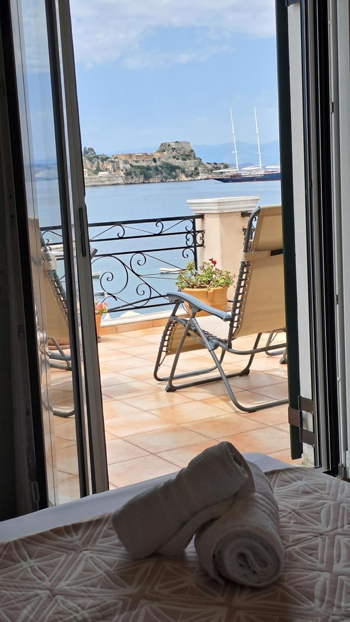 Garitsa Bay Apartment Corfu  外观 照片